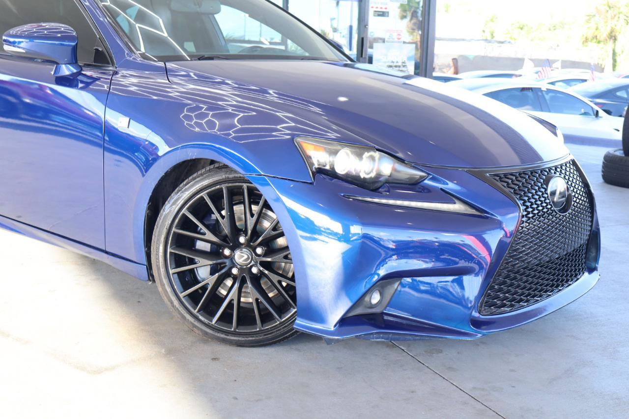 Used 2016 Lexus IS 300 AWD w/ F Sport Package image 2