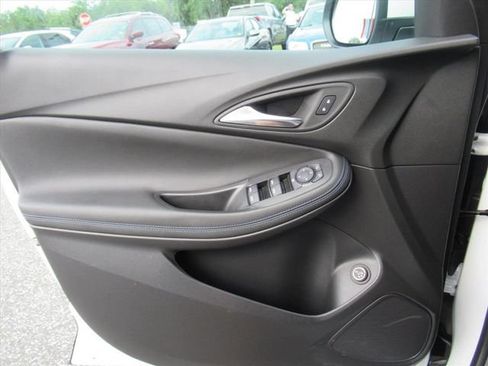 Used 2026 Buick Encore GX Sport Touring w/ Advanced Technology Package FWD image 19