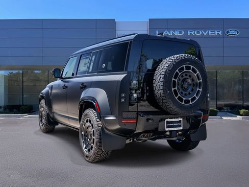 New 2026 Land Rover Defender 110 OCTA AWD/4WD image 6