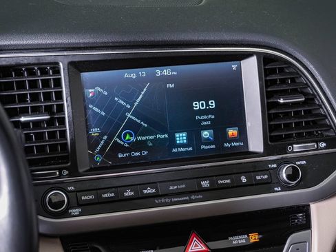 Used 2017 Hyundai Elantra Limited w/ Limited Ultimate Package 05 FWD image 22