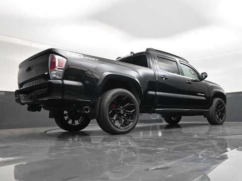 Used 2020 Toyota Tacoma TRD Sport RWD image 24