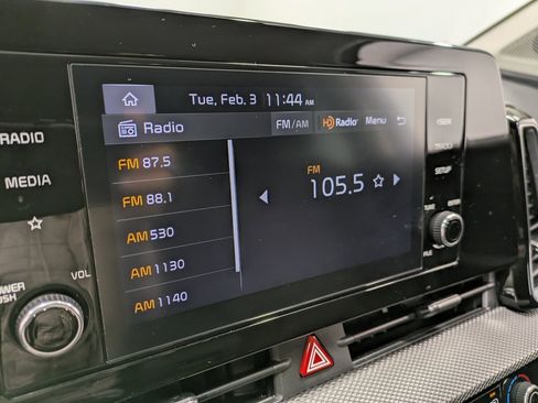 Used 2025 Kia Sportage LX image 11