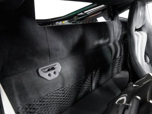 Used 2020 Ferrari 488 Pista Coupe image 39