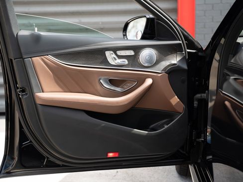 Used 2018 Mercedes-Benz E 63 AMG S image 10