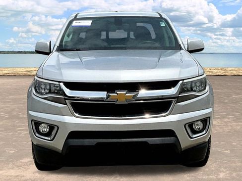 Used 2018 Chevrolet Colorado LT w/ LT Convenience Package RWD image 2