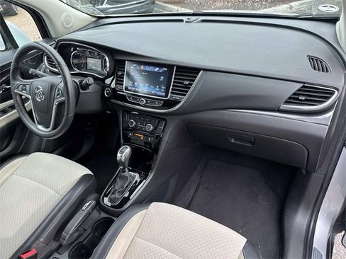 Used 2018 Buick Encore Preferred image 16