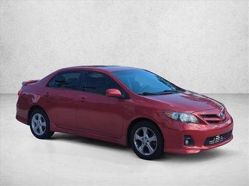 Used 2013 Toyota Corolla S image 3