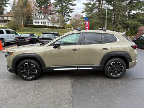 Used 2025 MAZDA CX-50 Meridian Edition w/ Weather Package AWD/4WD image 11
