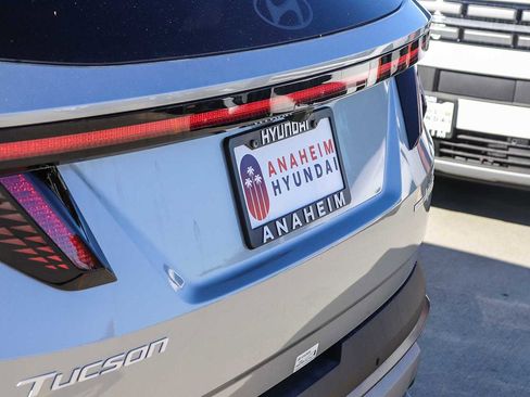 New 2025 Hyundai Tucson Limited image 10