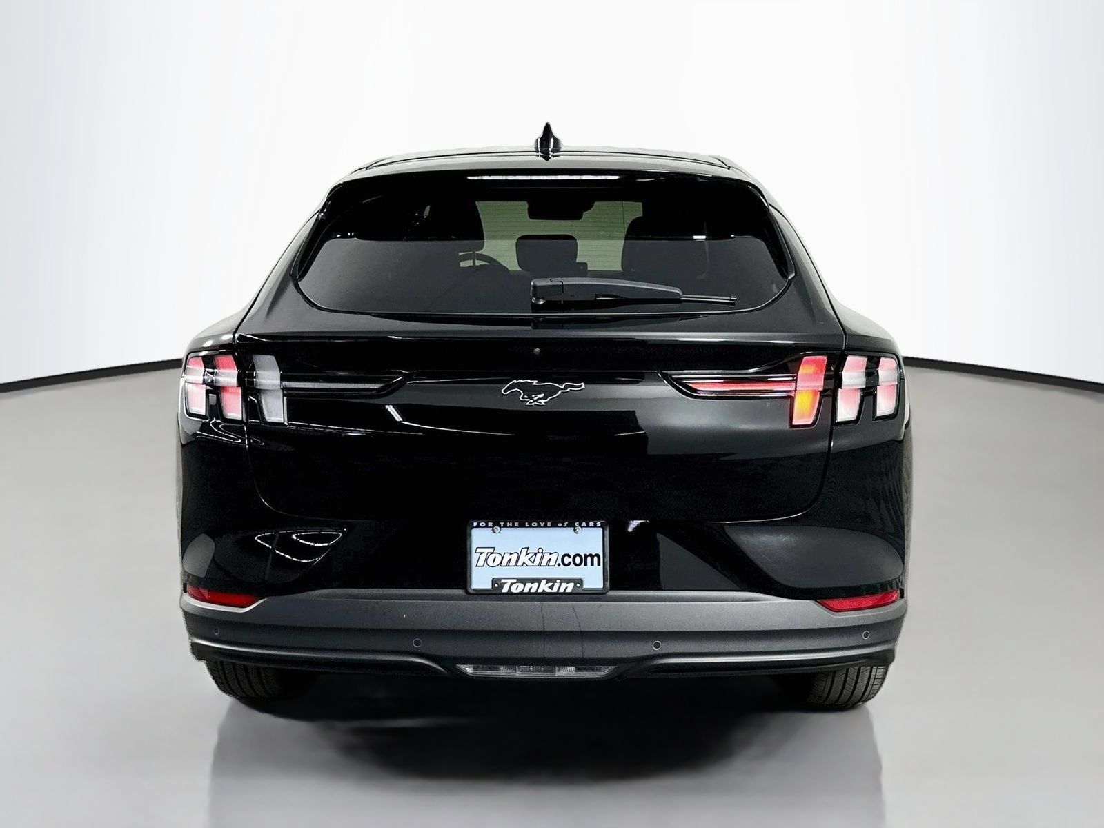 Used 2023 Ford Mustang Mach-E Select AWD/4WD image 6