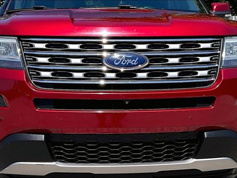 Used 2016 Ford Explorer Limited FWD image 30