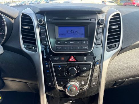 Used 2013 Hyundai Elantra GT FWD image 21