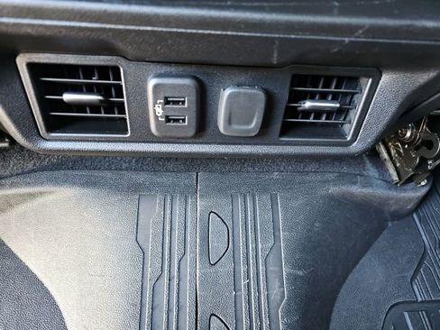 Used 2021 GMC Sierra 1500 SLE w/ X31 Off-Road Package image 11