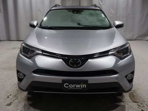 Used 2018 Toyota RAV4 XLE image 7