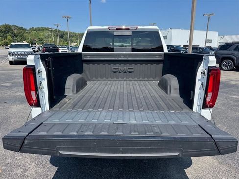 Used 2021 GMC Sierra 1500 SLT AWD/4WD image 20