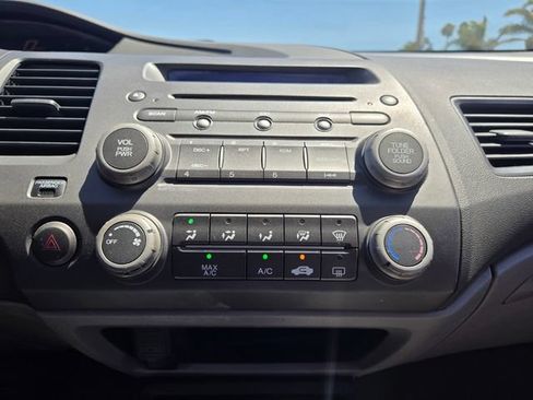 Used 2010 Honda Civic LX image 15