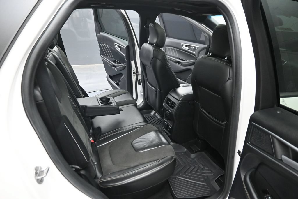 Used 2019 Ford Edge ST w/ Equipment Group 401A AWD/4WD image 33
