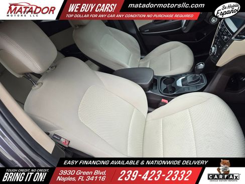 Used 2017 Hyundai Santa Fe Sport FWD image 18