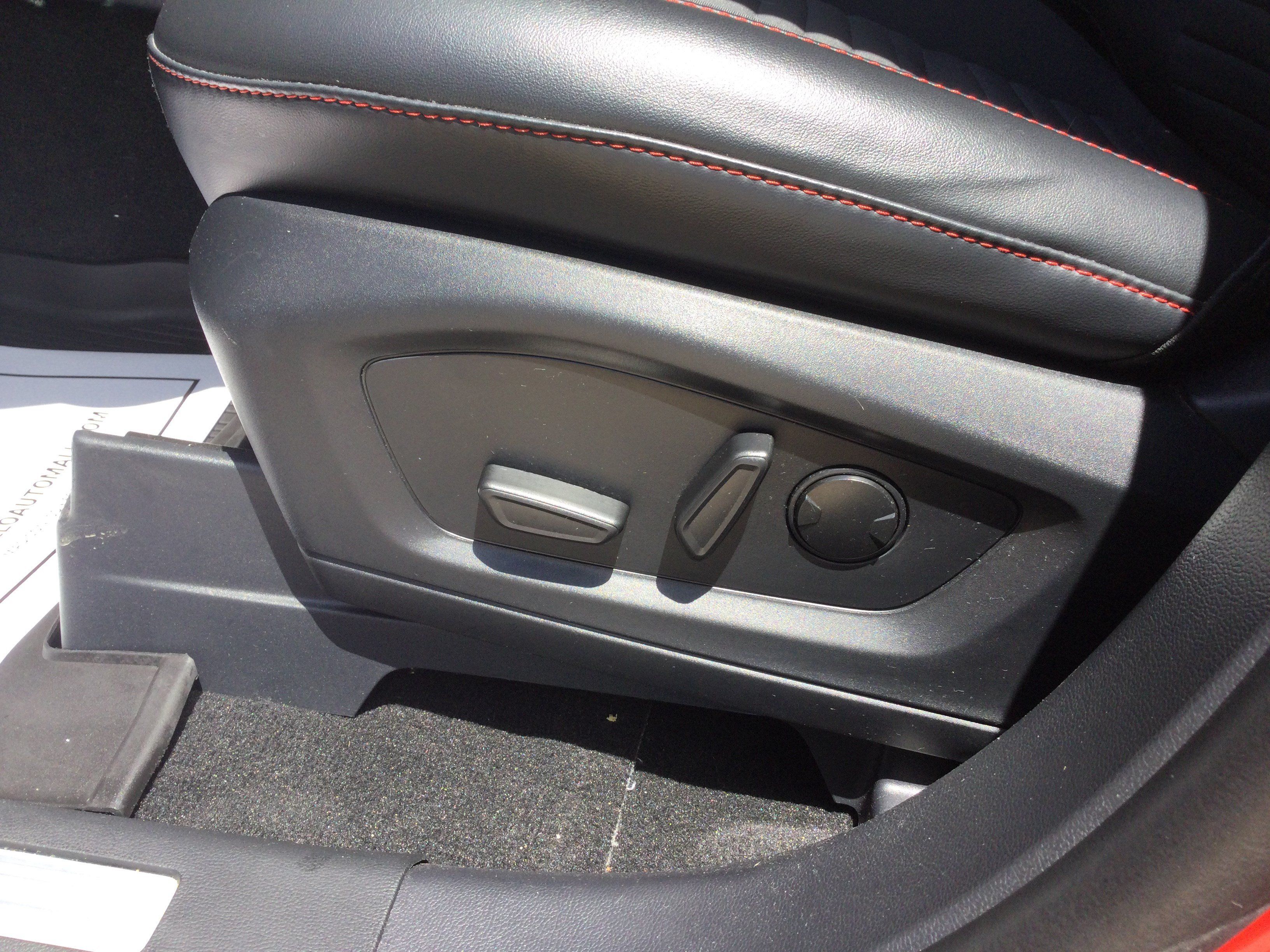 Used 2025 Ford Explorer ST-Line AWD/4WD image 10
