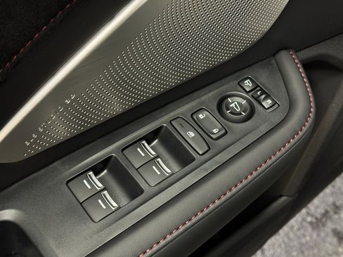 Used 2025 Acura RDX A-Spec image 12