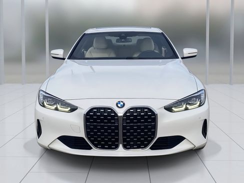 Used 2021 BMW 430i Coupe w/ Convenience Package image 9