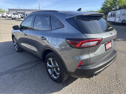 Used 2025 Ford Escape ST-Line Select image 5