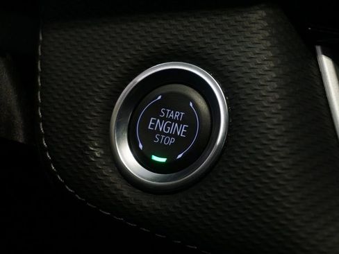 Certified 2025 Chevrolet Equinox LT image 17