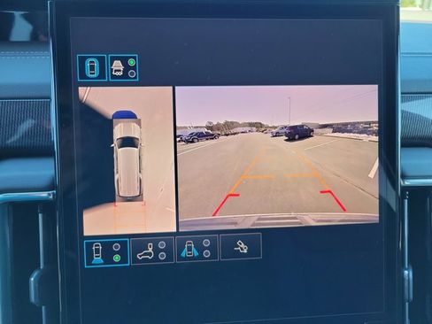 Used 2025 GMC Yukon XL Elevation w/ Elevation Premium Package image 22