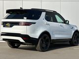 New 2025 Land Rover Discovery Dynamic SE image 5