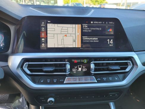 Used 2020 BMW 330i Sedan w/ Convenience Package image 29