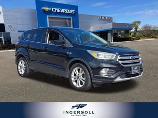 Used 2017 Ford Escape SE AWD/4WD video 1