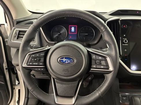 Used 2024 Subaru Ascent Touring AWD/4WD image 22