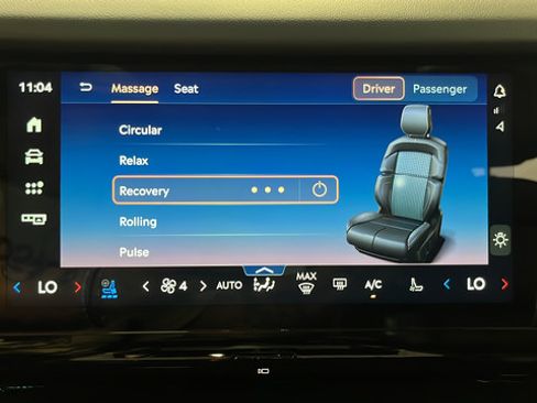Used 2025 Lincoln Navigator L Reserve AWD/4WD image 32