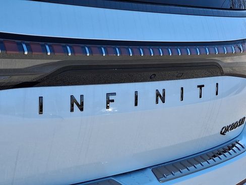 New 2026 INFINITI QX80 4WD image 22