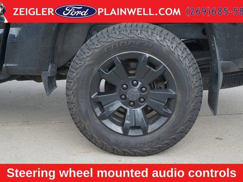 Used 2018 Chevrolet Colorado LT AWD/4WD image 9