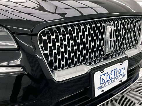 Used 2022 Lincoln Corsair AWD w/ Equipment Group 101A image 28