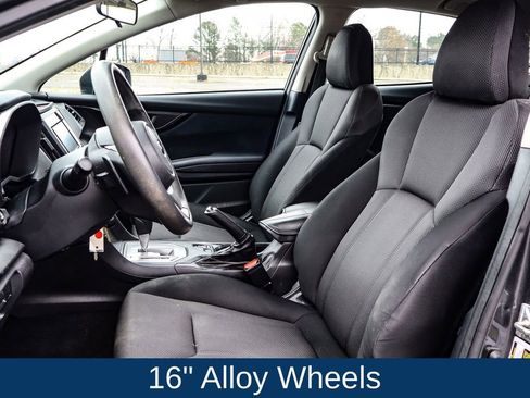 Used 2018 Subaru Impreza 2.0i Premium image 10