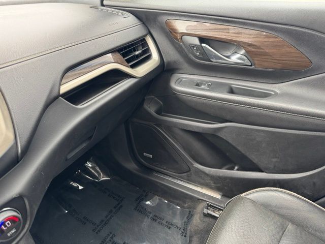 Used 2019 GMC Terrain Denali w/ Advanced Safety Package AWD/4WD image 27