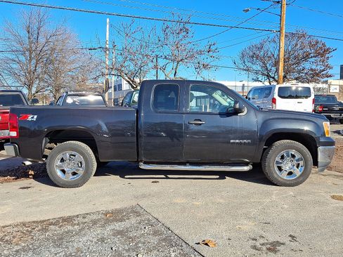 Used 2012 GMC Sierra 1500 SLE w/ Power Tech Package image 7