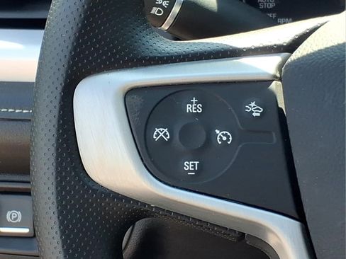Used 2021 GMC Acadia SLE w/ Driver Convenience Package FWD image 13