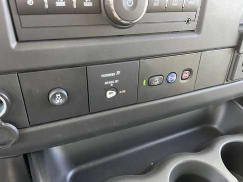 New 2025 GMC Savana 2500 Extended w/ Driver Convenience Package image 14