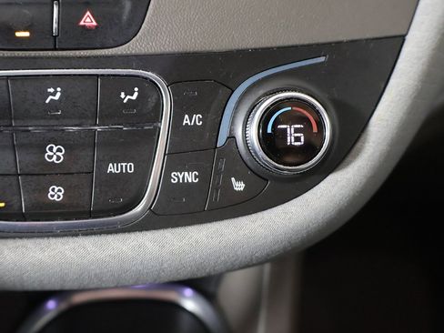 Used 2020 Chevrolet Malibu LT image 40