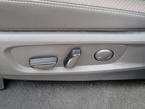 New 2026 Nissan Pathfinder SL AWD/4WD image 26