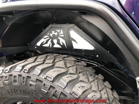 Used 2013 Jeep Wrangler Unlimited Sahara AWD/4WD image 30