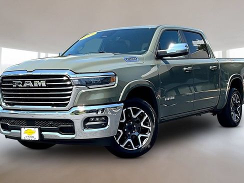 Used 2026 RAM 1500 Laramie AWD/4WD image 3