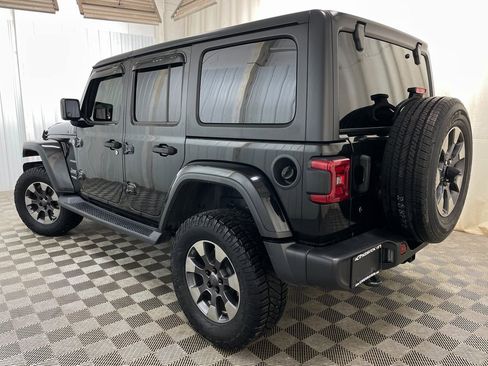 Used 2018 Jeep Wrangler Unlimited Sahara w/ LED Lighting Group image 15