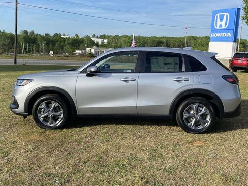 New 2026 Honda HR-V LX image 2