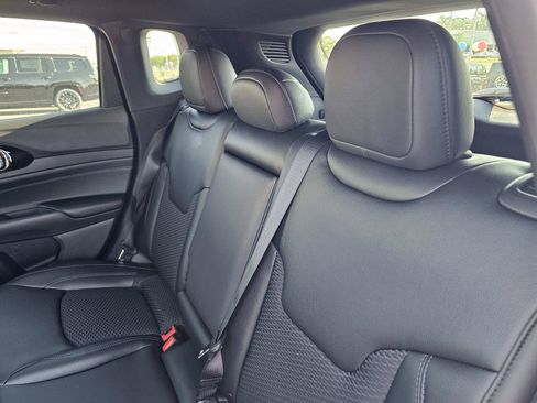 New 2026 Jeep Compass Latitude AWD/4WD image 31