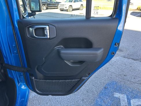 New 2026 Jeep Gladiator Sport image 47