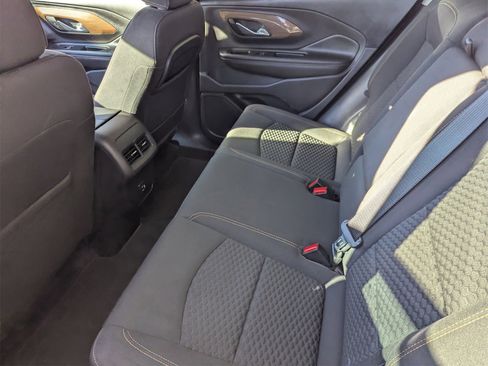 Used 2019 GMC Terrain SLE image 9